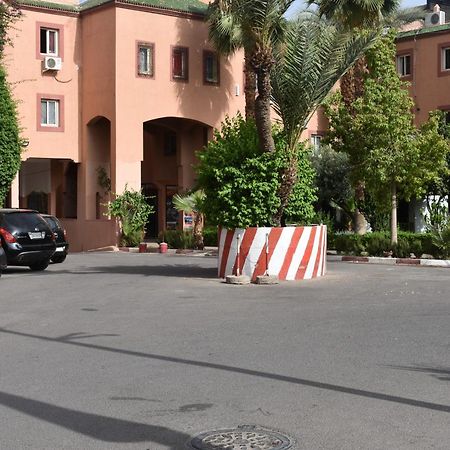 Riad R Marrakesh Bagian luar foto